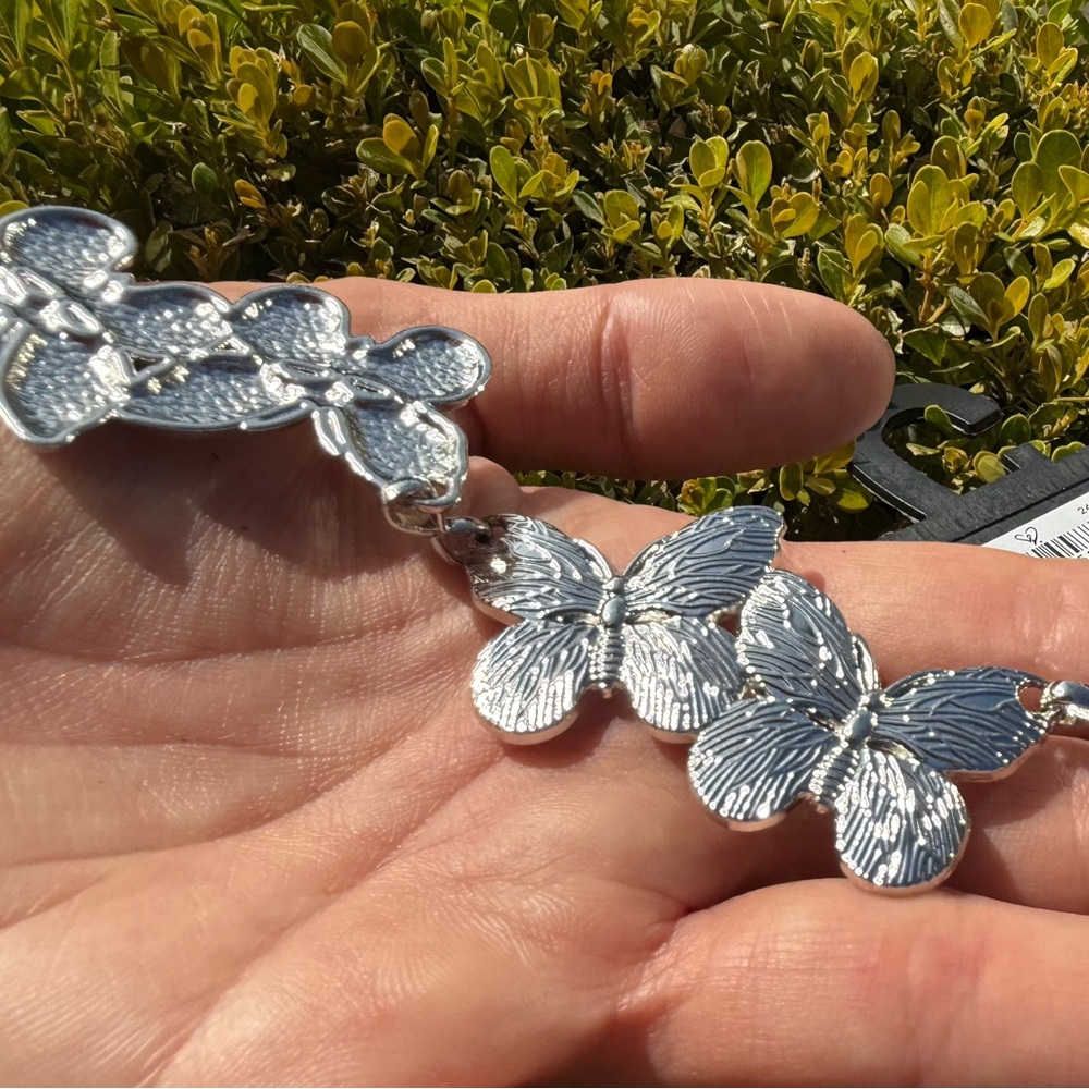 Windsor Silver Butterfly Chain Belt – Y2K Statement Waist Accessory
